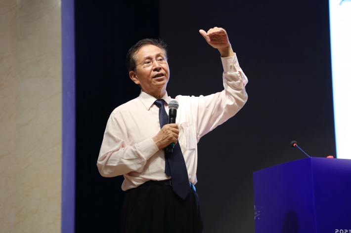 嘉宾发言
